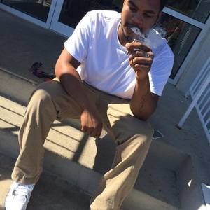 Meet your Posher, Devin